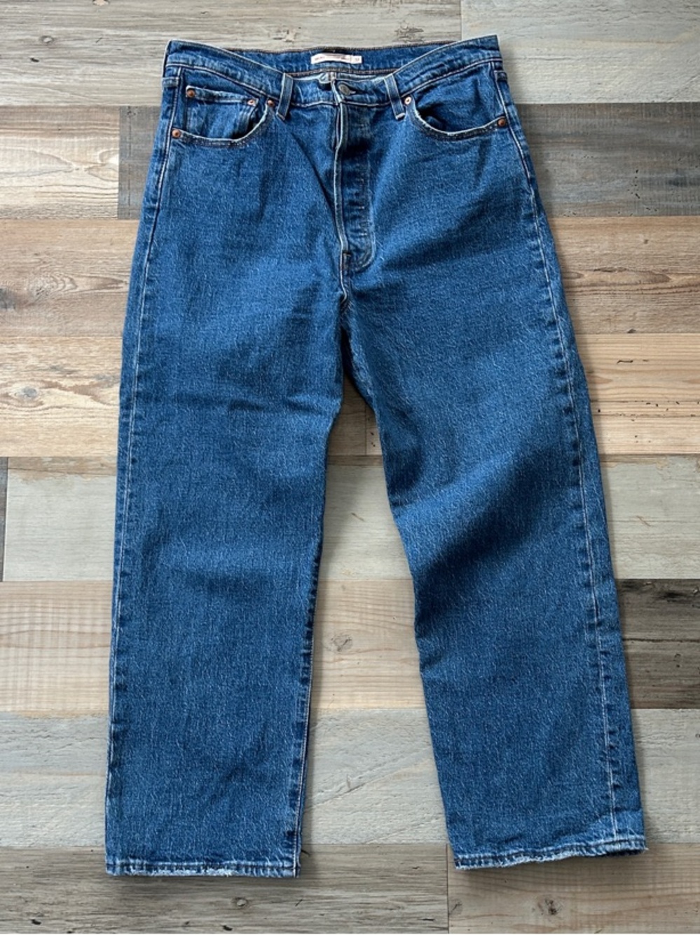 Levi's Women's Ribcage Straight Ankle Jean